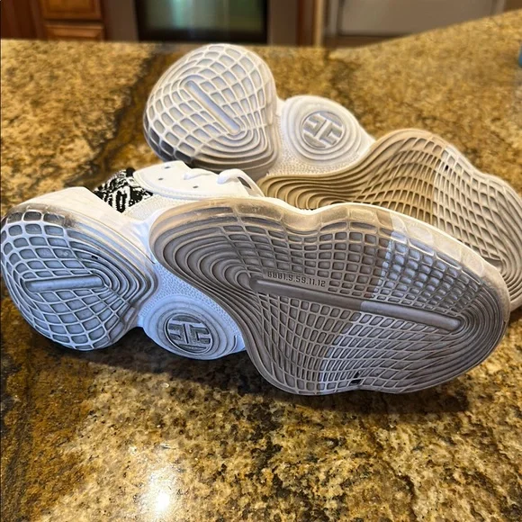 James Harden Vol 4 adidas Athletic Shoes - Picture 10 of 10